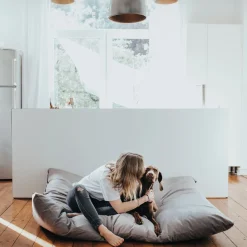 Dog Bed Lancaster Grey>Hunter Hot