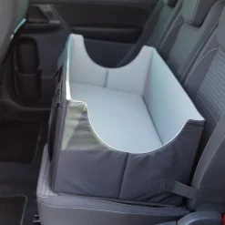 Leveä autoistuin koiralle>Trixie